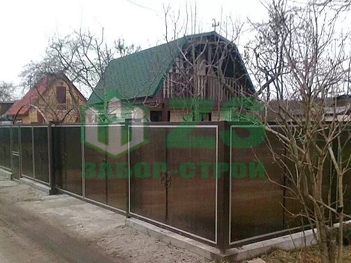 Забор из поликарбоната Забор из поликарбоната